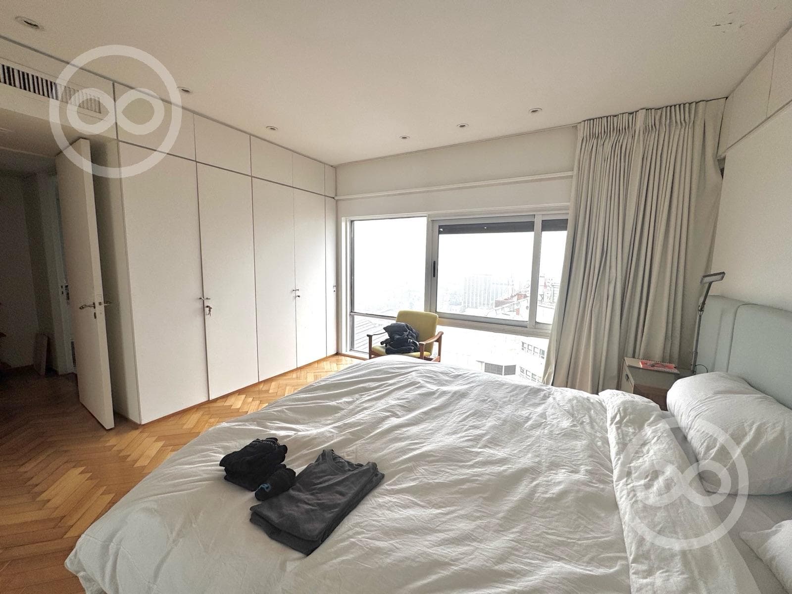 Piso en venta Retiro Recoleta Altisimo 3 dormitorios Cochera Amenities