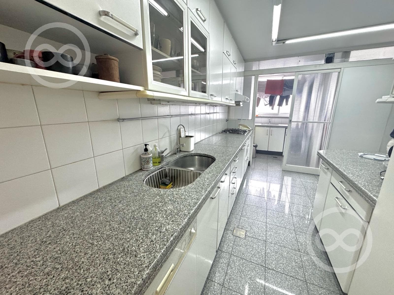 Piso en venta Retiro Recoleta Altisimo 3 dormitorios Cochera Amenities