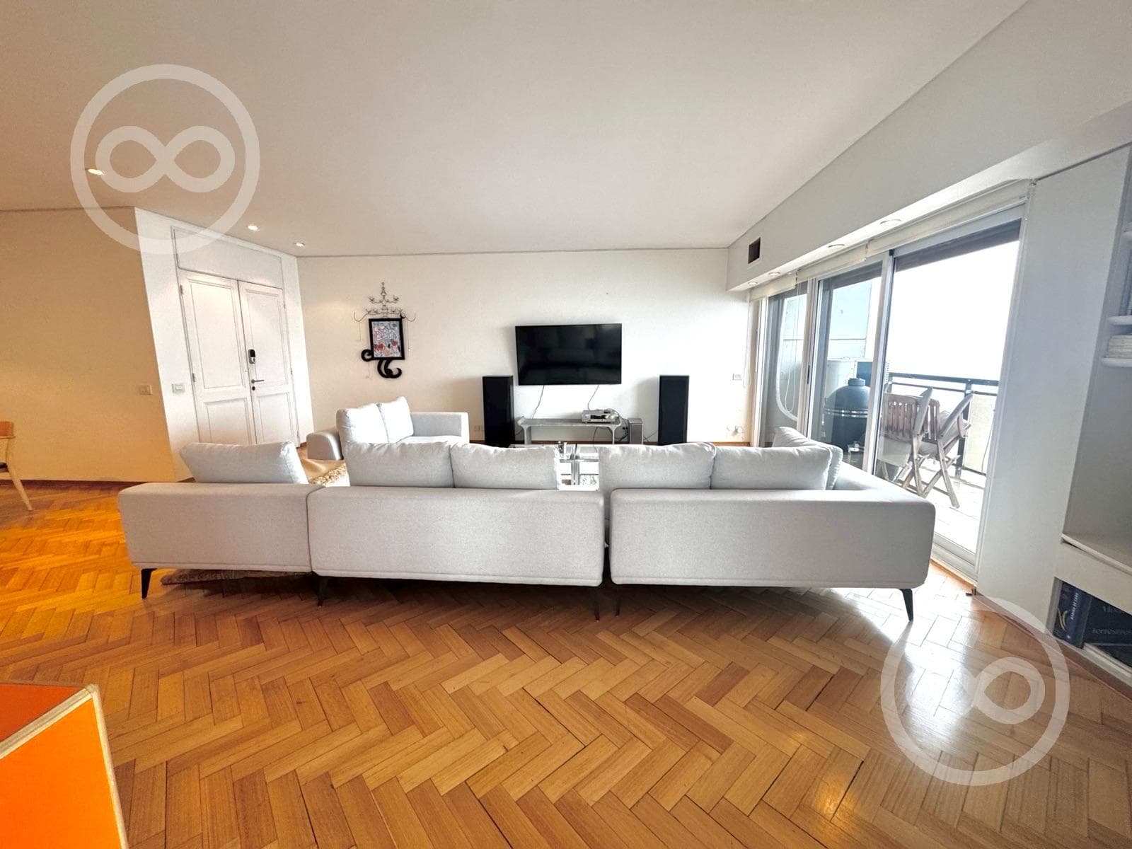 Piso en venta Retiro Recoleta Altisimo 3 dormitorios Cochera Amenities