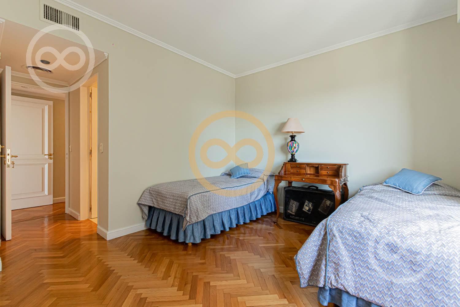 Departamento en venta Retiro Recoleta 3/4 dormitorios en suite 2 cocheras Altisimo Pileta