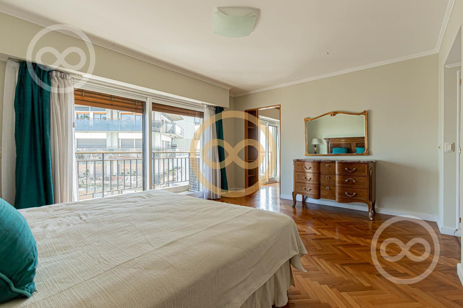 Departamento en venta Retiro Recoleta 3/4 dormitorios en suite 2 cocheras Altisimo Pileta