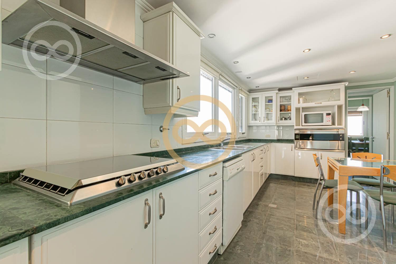 Departamento en venta Retiro Recoleta 3/4 dormitorios en suite 2 cocheras Altisimo Pileta