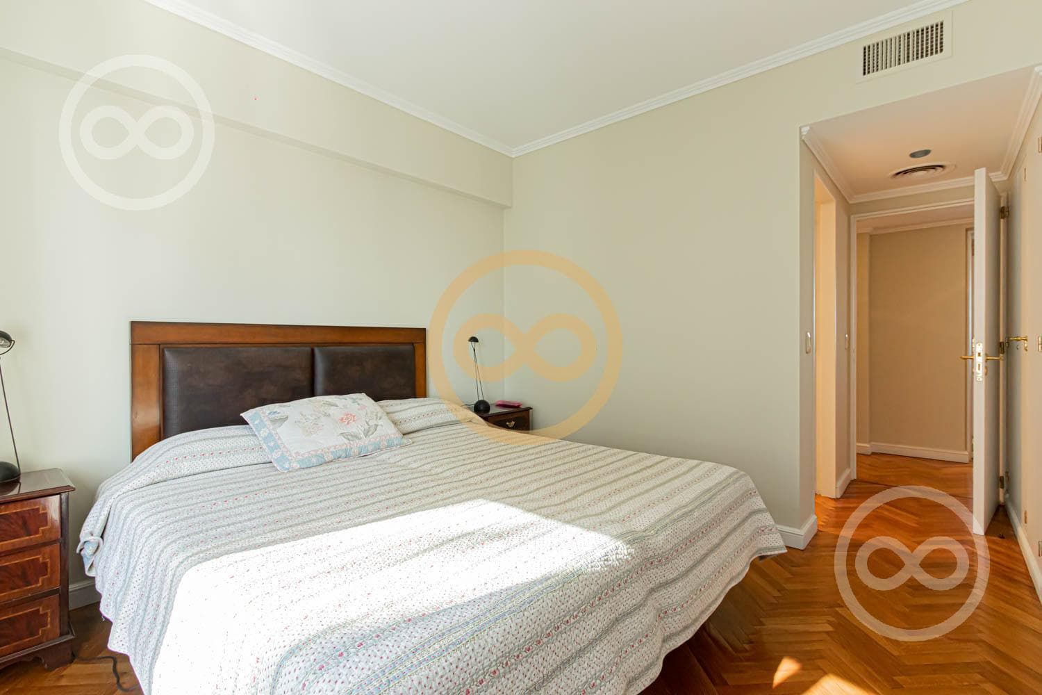 Departamento en venta Retiro Recoleta 3/4 dormitorios en suite 2 cocheras Altisimo Pileta
