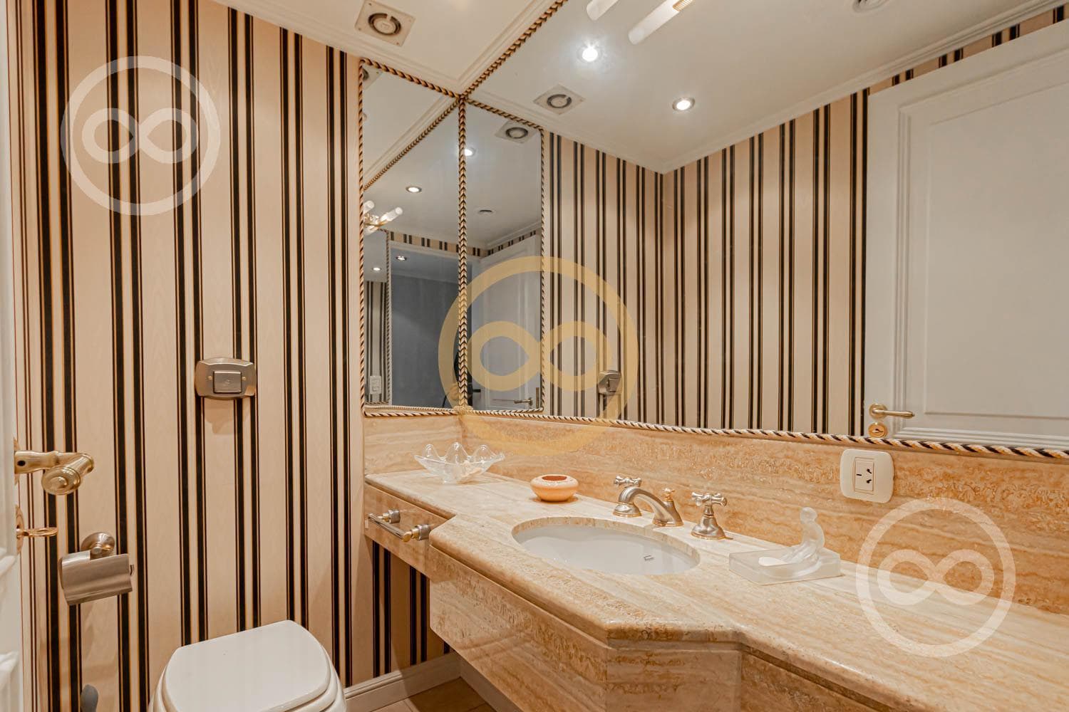 Departamento en venta Retiro Recoleta 3/4 dormitorios en suite 2 cocheras Altisimo Pileta