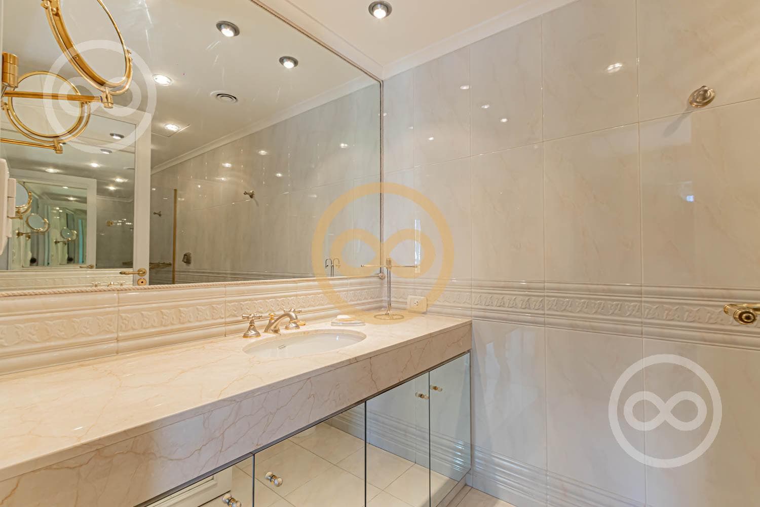 Departamento en venta Retiro Recoleta 3/4 dormitorios en suite 2 cocheras Altisimo Pileta