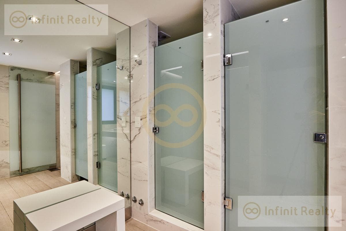 Departamento en venta Retiro Recoleta 3/4 dormitorios en suite 2 cocheras Altisimo Pileta