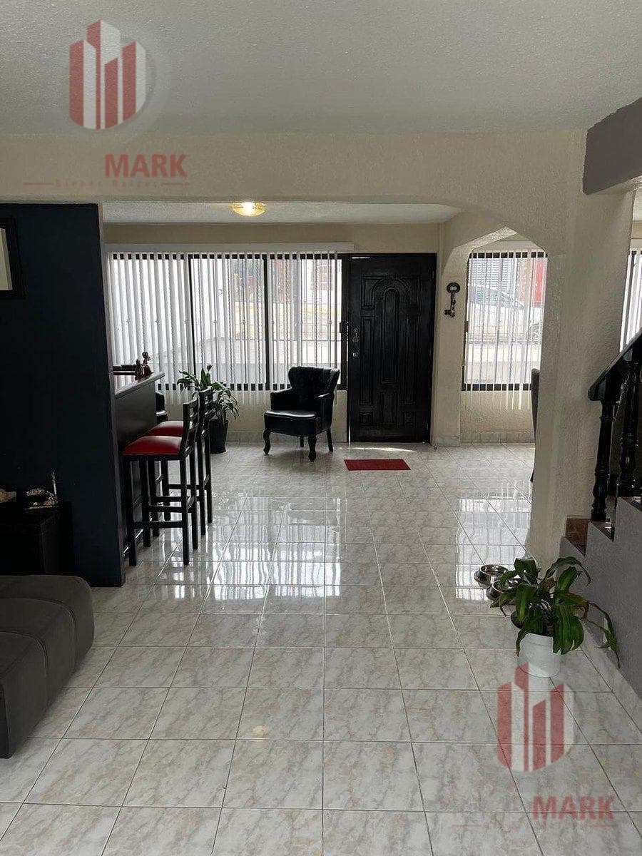 House for Sale in Alamedas, Atizapán
