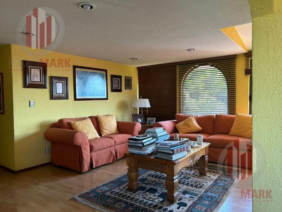 House for Sale in Paseos del Bosque, Naucalpan