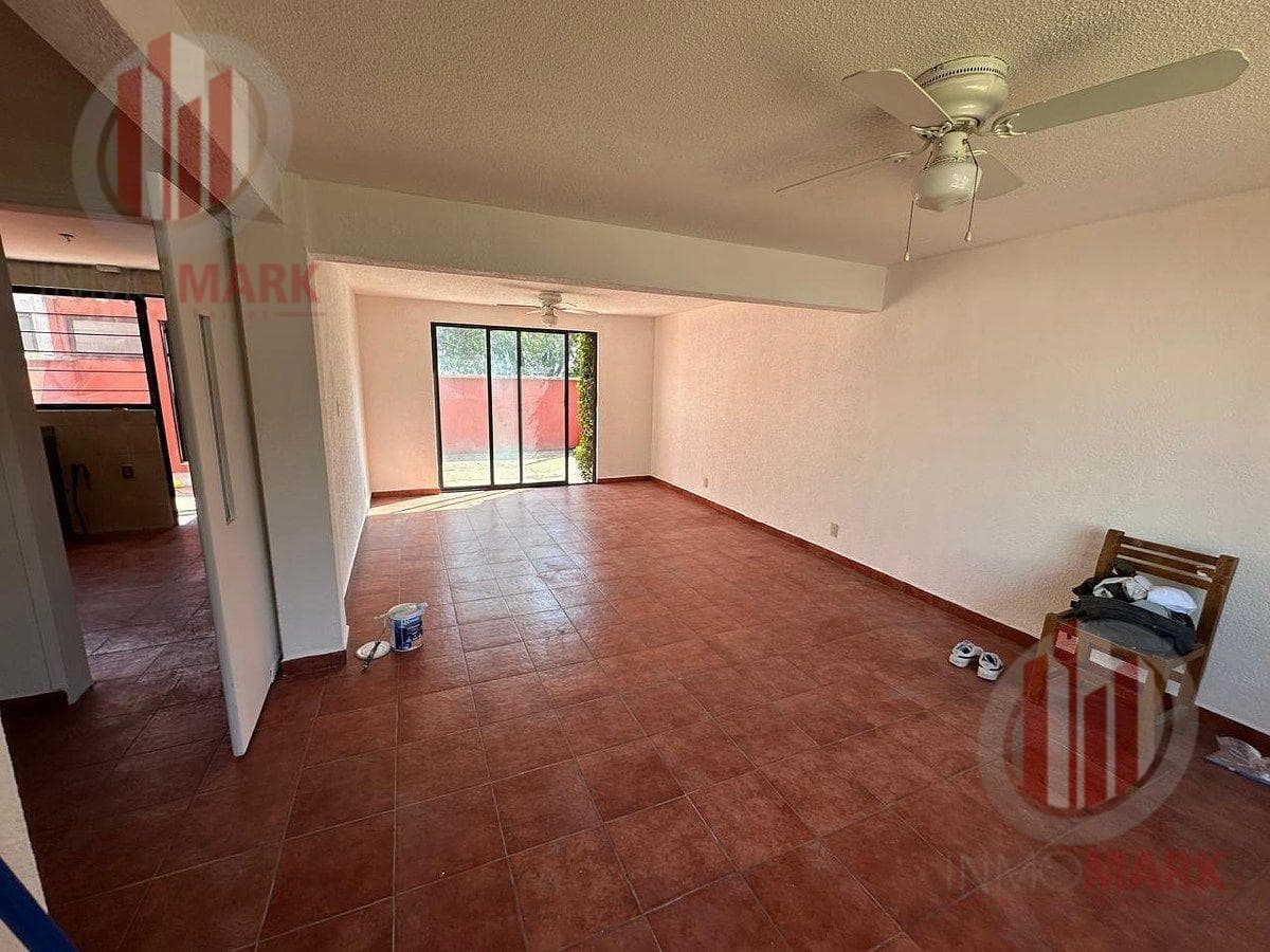 House for Sale in Lomas Verdes