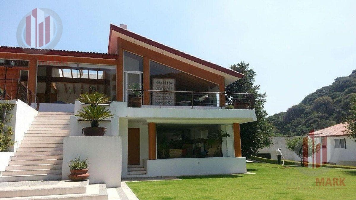 Spectacular House for Sale in La Estadía, Atizapán