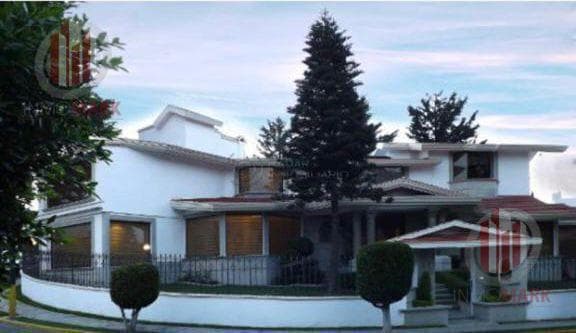 Beautiful Home for Sale in Loma de Valle Escondido