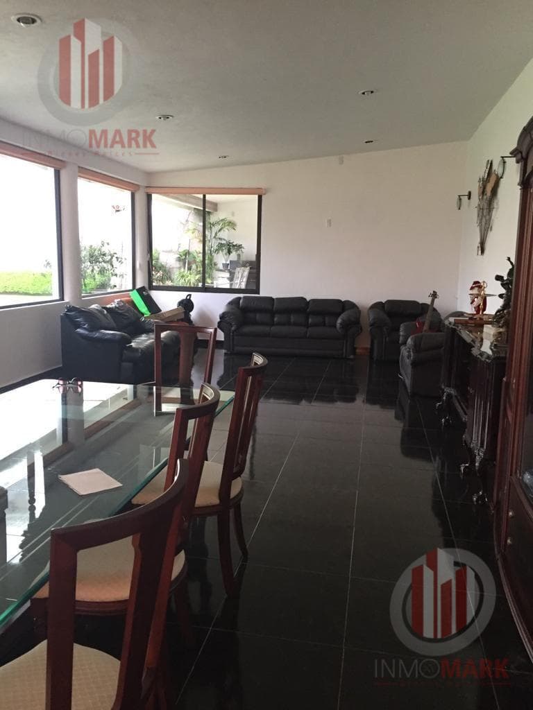 Beautiful Home for Sale in Loma de Valle Escondido