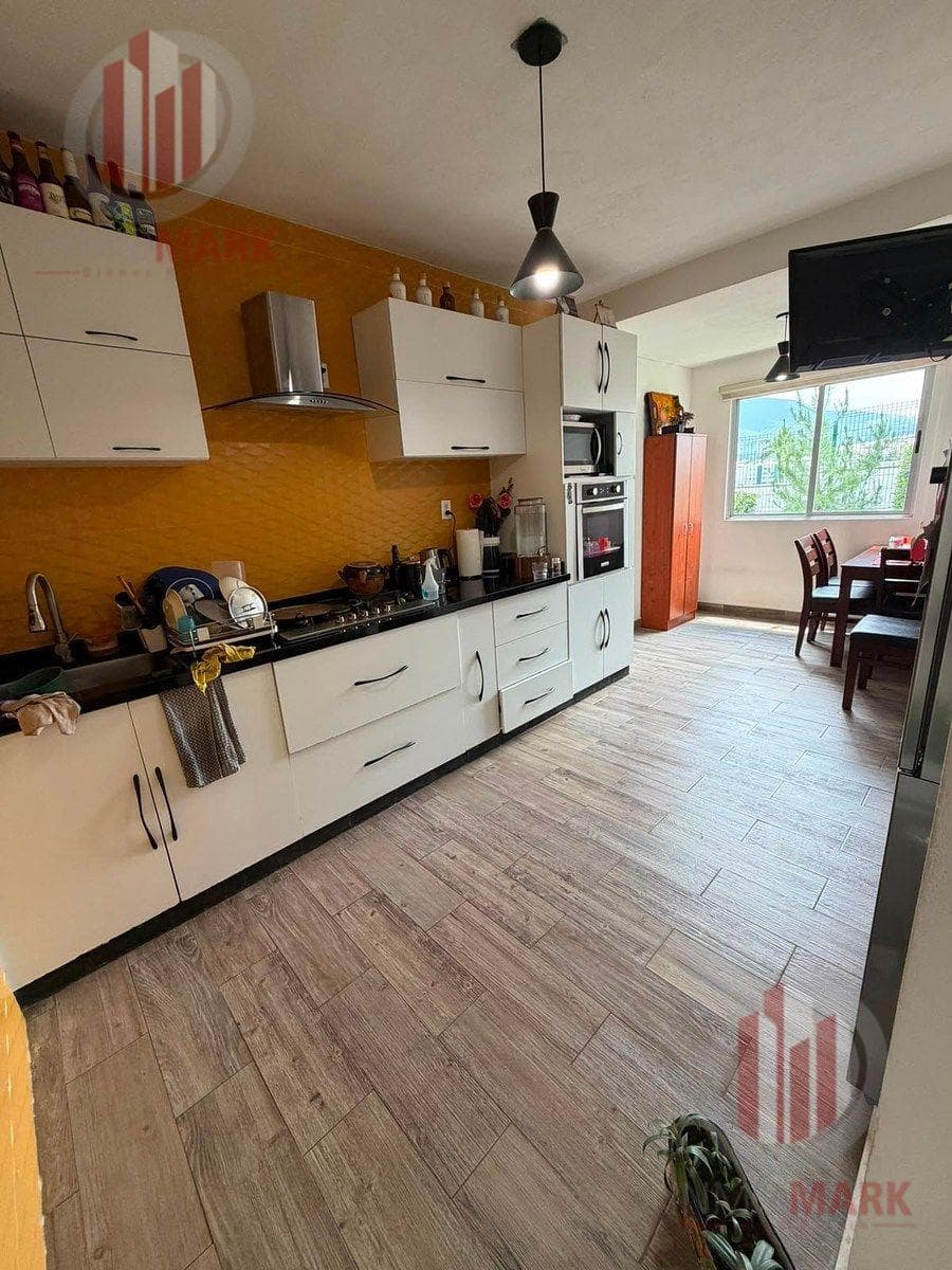 House for Sale in Ocre Bosque Esmeralda, Atizapán