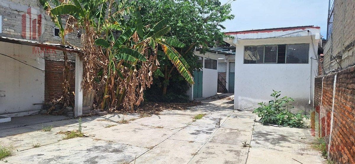 Winery Land for Sale in the Prof. Cristóbal Higuera Neighborhood
