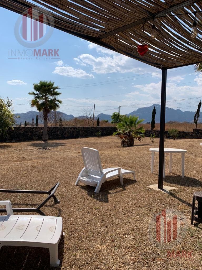 HOUSE FOR SALE WITH LAND IN TLAYACAPAN, MORELOS—A "Magical Town"