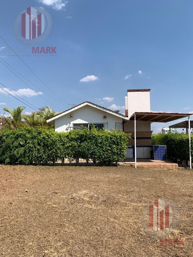 HOUSE FOR SALE WITH LAND IN TLAYACAPAN, MORELOS—A "Magical Town"