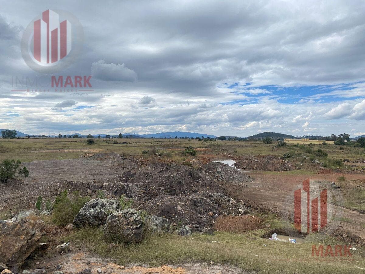 Excellent Land for Sale on the Mexico-Querétaro Highway, km 111