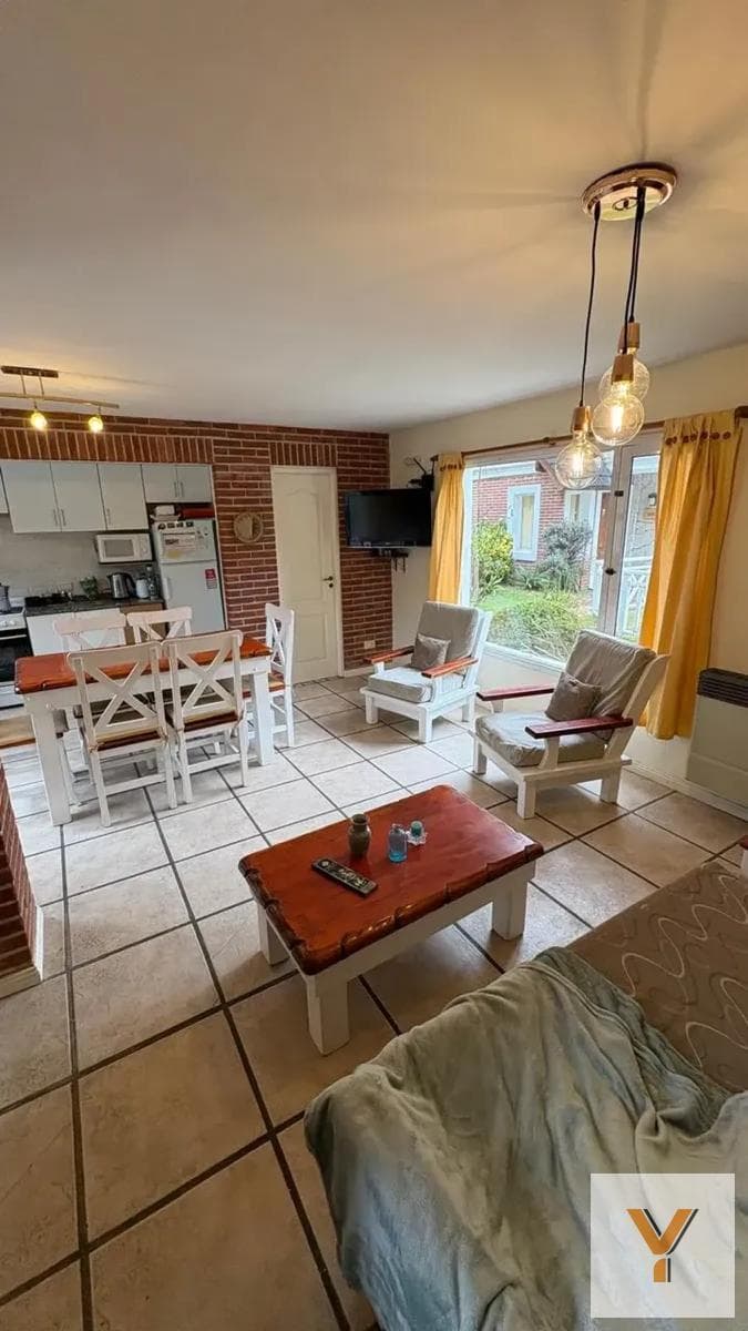 House for Rent - 2 Bedrooms, 2 Bathrooms - 140 m² - Pinamar