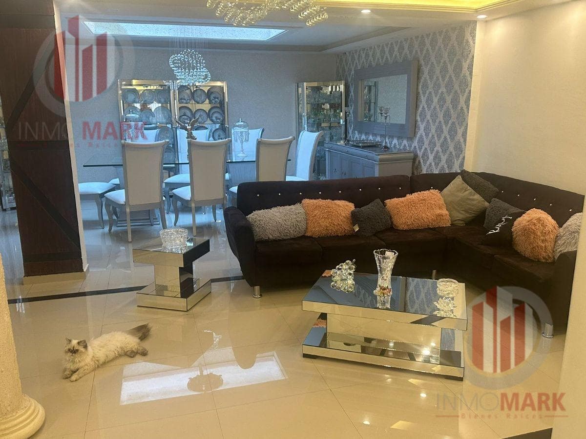 Beautiful, Fully Remodeled House for Sale in Alamedas