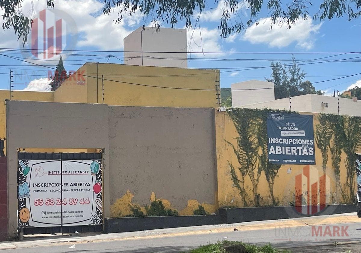 House for Sale in Las Alamedas with an Excellent Location