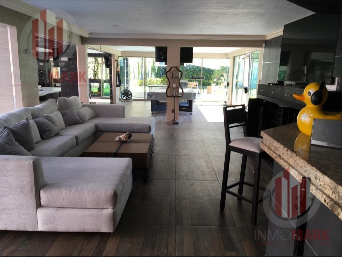 Spectacular Residence for Sale in Sayavedra