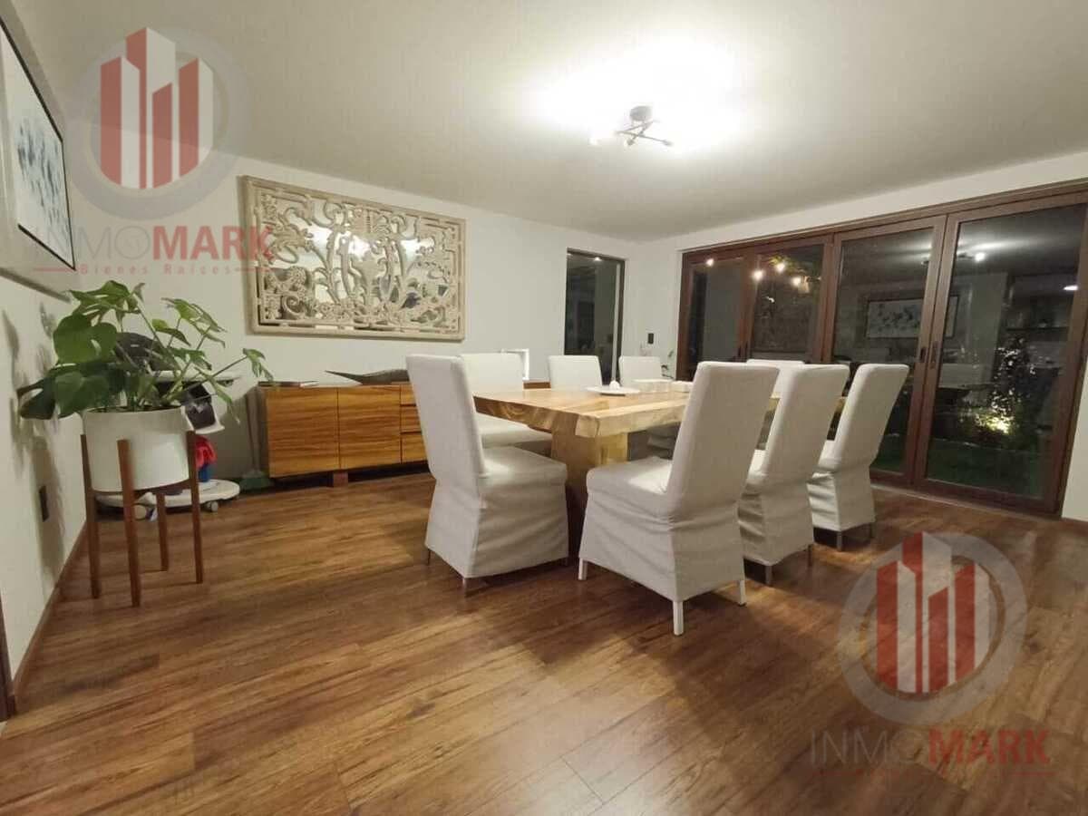 Beautiful House for Sale at the Chiluca Golf Club