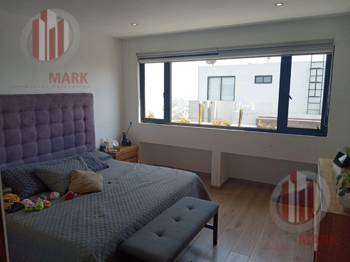 House for Sale in Aqua 2, Lago Esmeralda