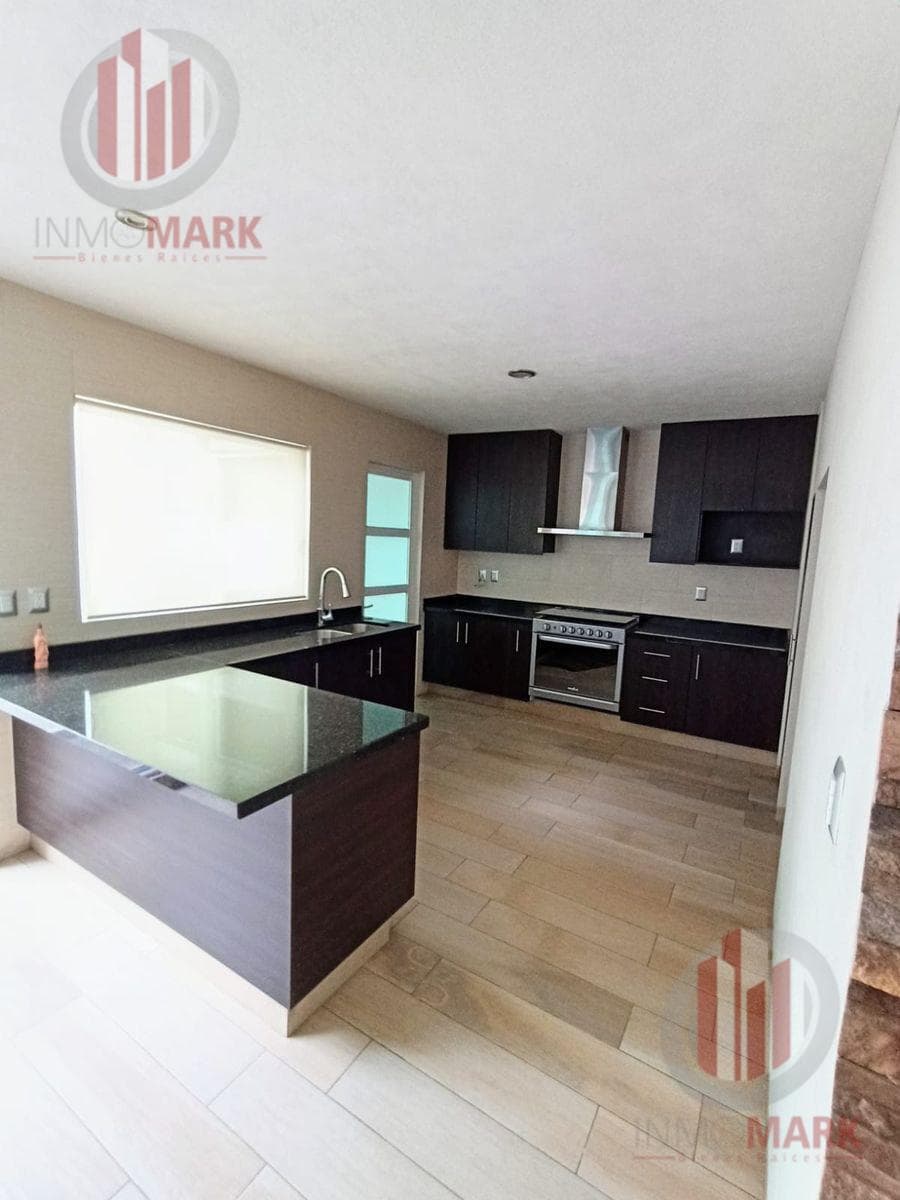 Pre-Owned House for Sale in El Refugio, Querétaro