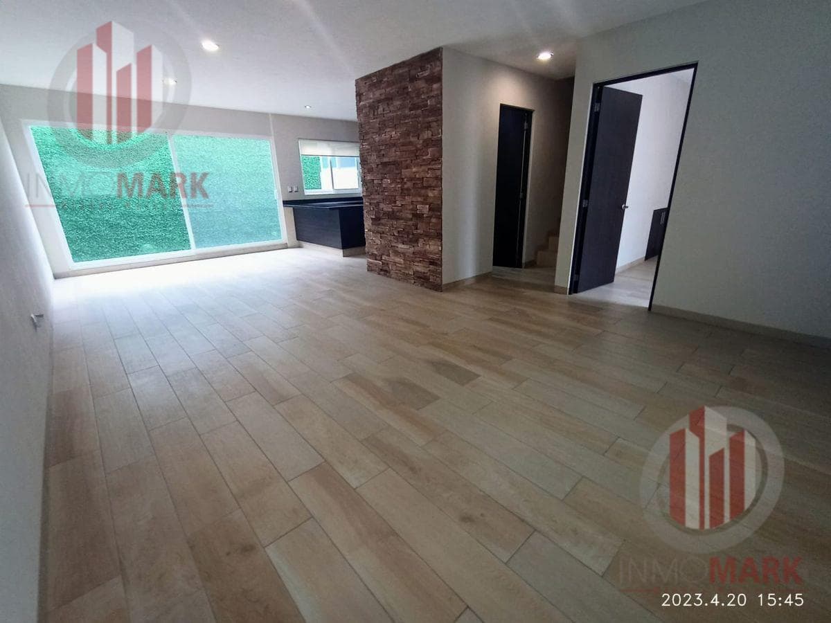 Pre-Owned House for Sale in El Refugio, Querétaro