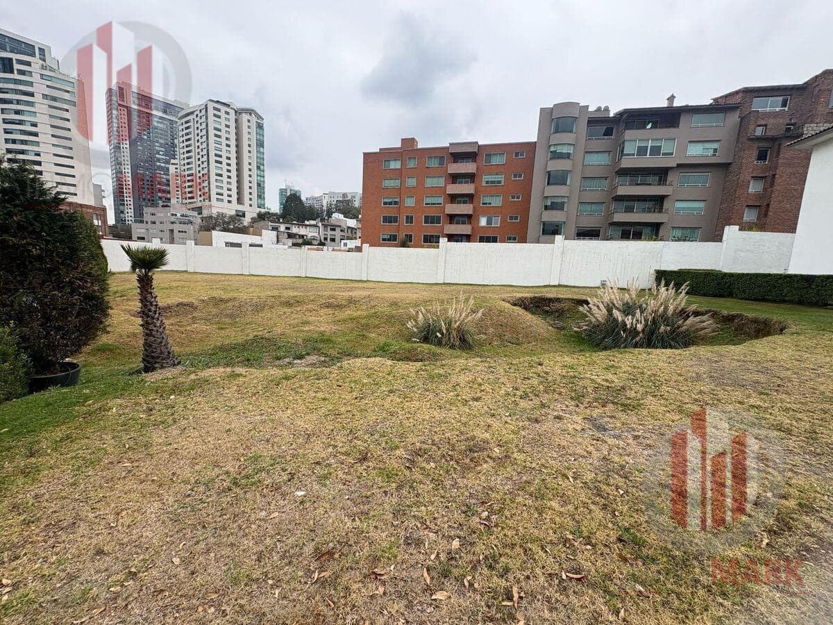 Land for Sale in Fuente de las Lomas, Interlomas