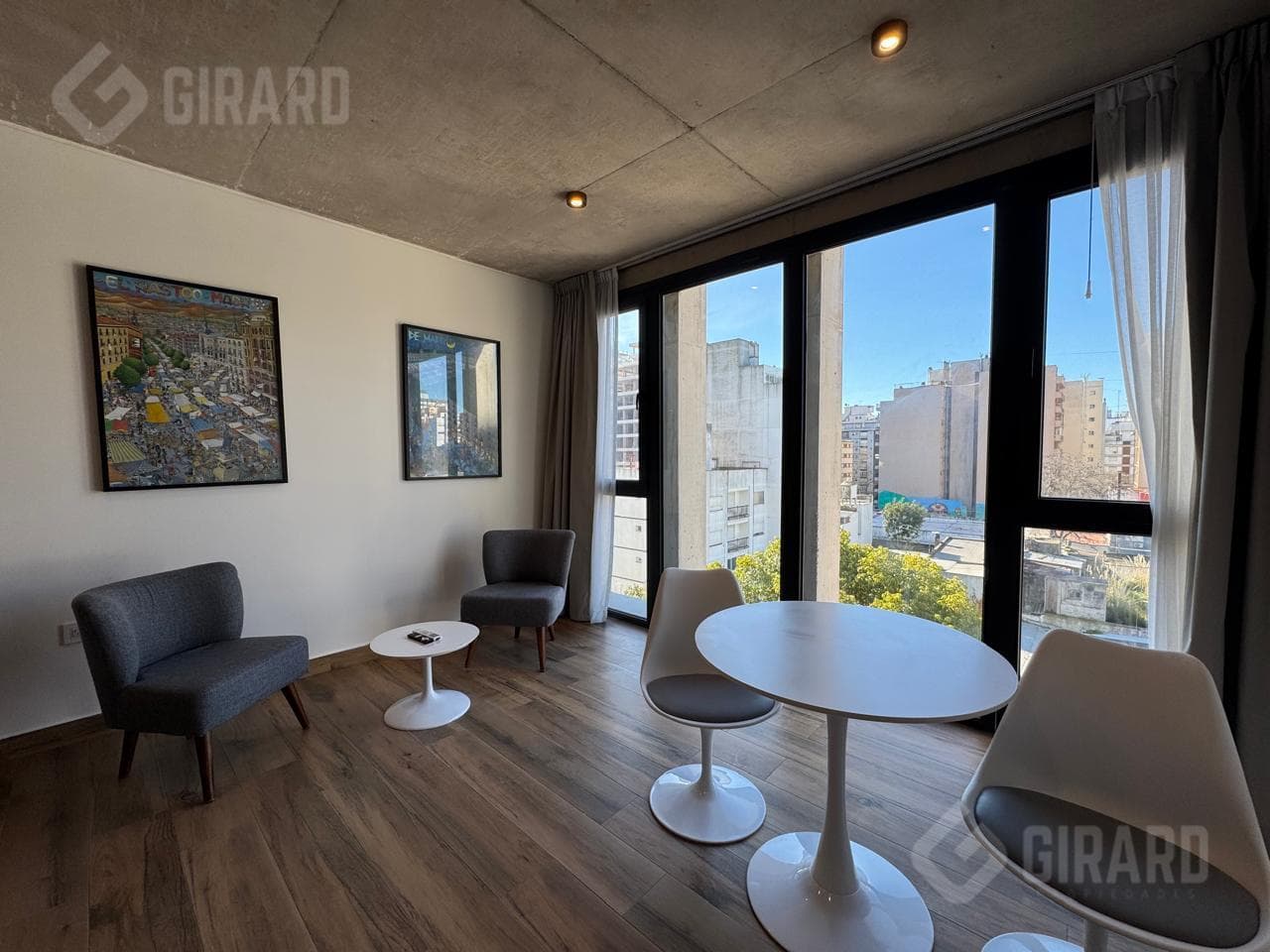 Brand-new 1-room apartment for sale with a garage in the Guemes area