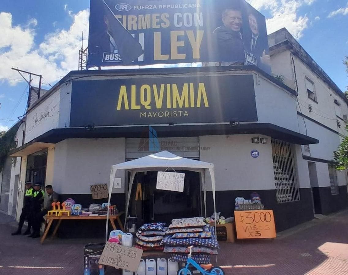 INVESTMENT OPPORTUNITY! PRIME CORNER PROPERTY – LAMADRID AND AV. ROQUE SÁENZ PEÑA