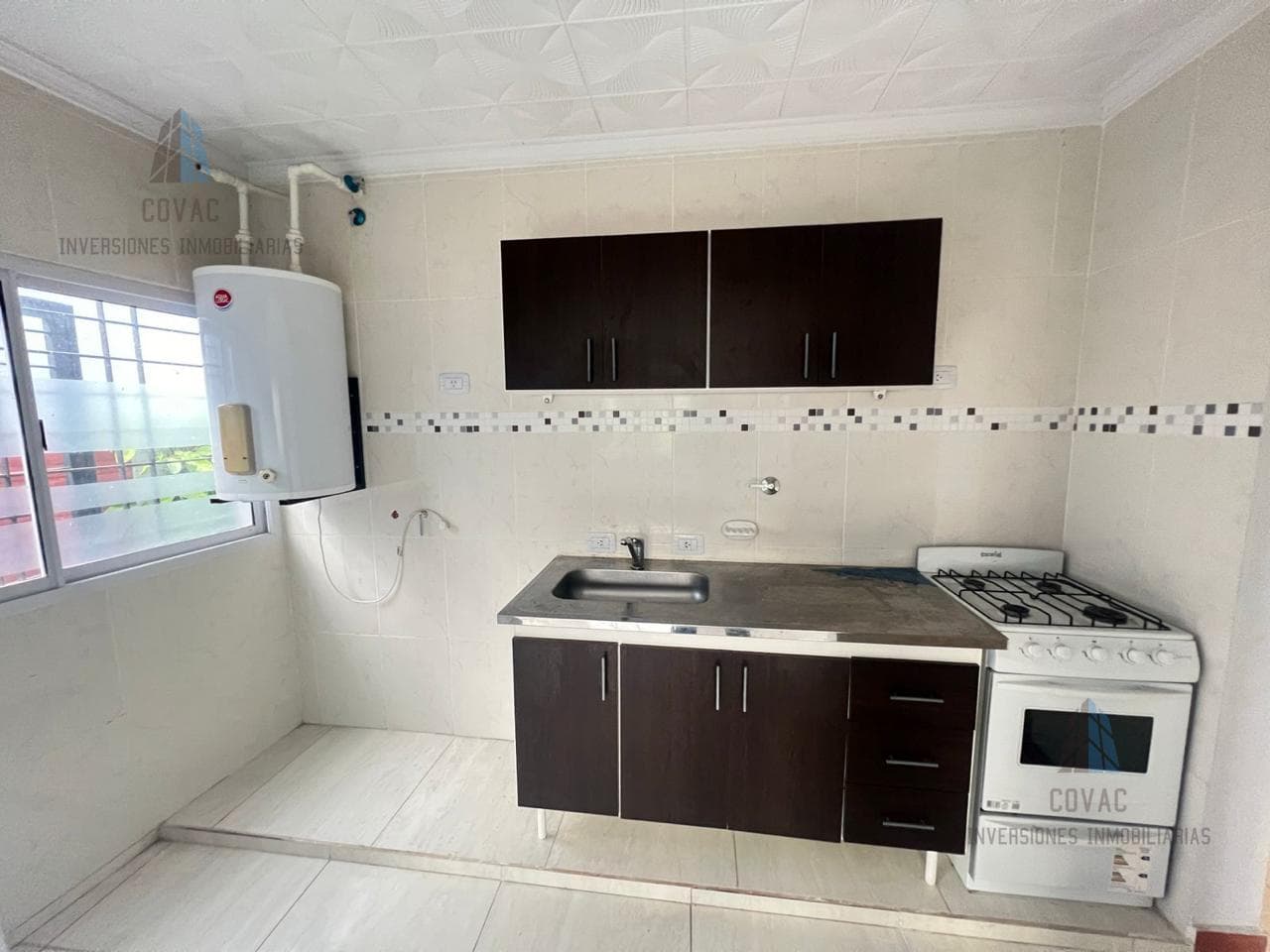 House for Sale in the Los Nogales Gated Community - Natania