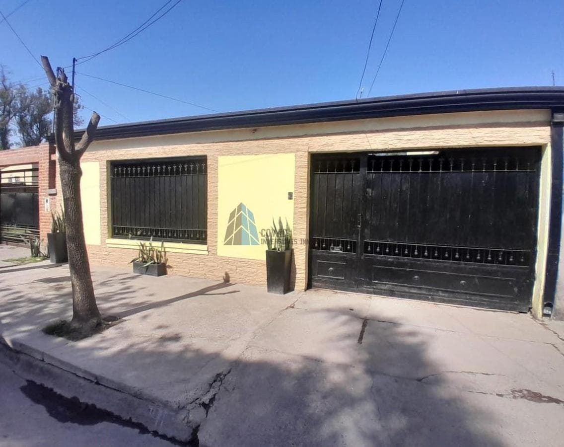 3-BEDROOM HOUSE - LOS CHAÑARITOS - 250-UNIT NEIGHBORHOOD