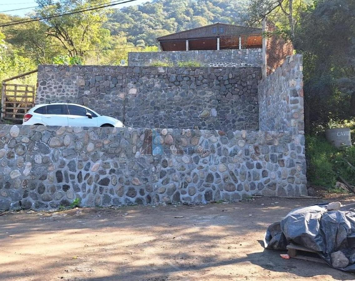 A MUST-SEE HOME IN EL CADILLAL