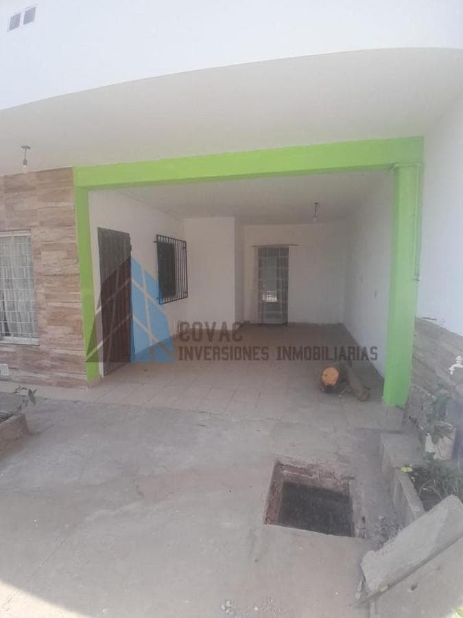 2-Bedroom House in the Parodi Neighborhood