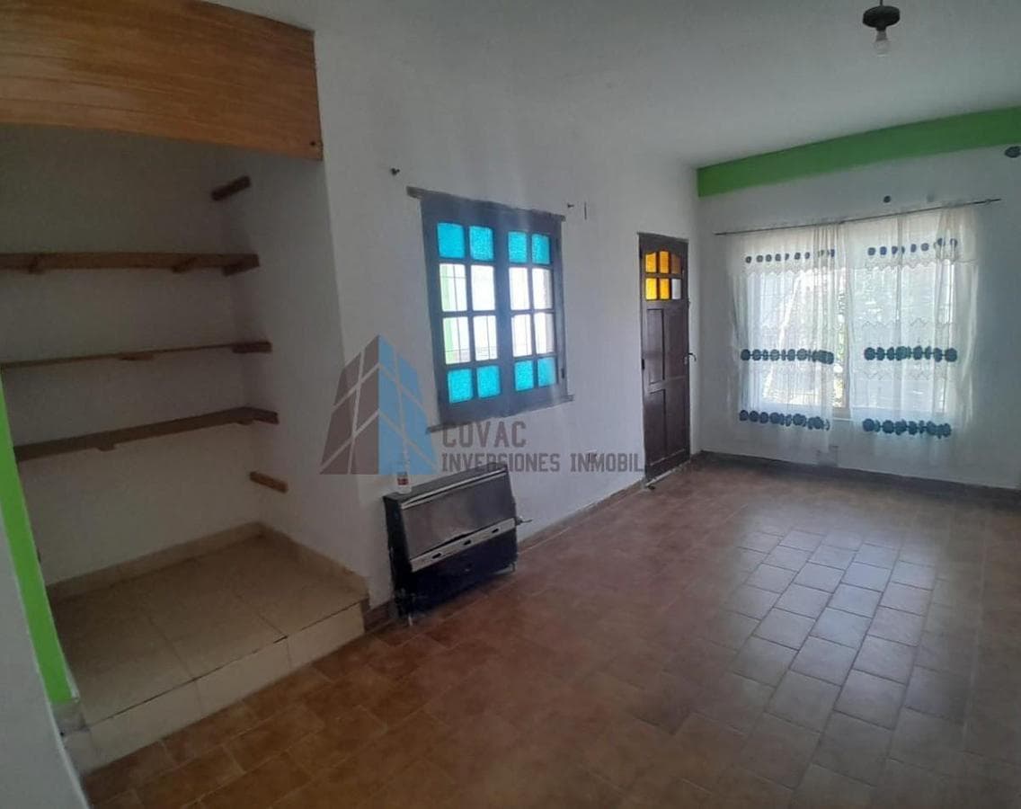 2-Bedroom House in the Parodi Neighborhood