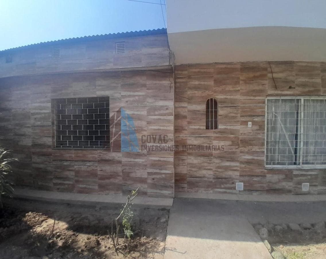2-Bedroom House in the Parodi Neighborhood