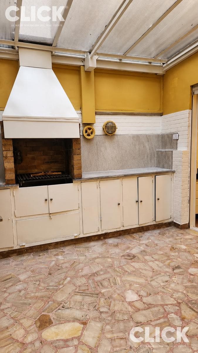 For Sale - 4-Room Penthouse with Grill - Mataderos