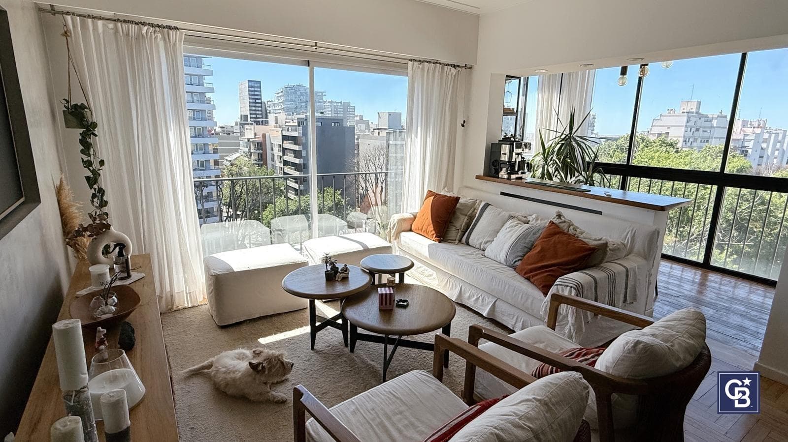 Penthouse Apartment for Sale: Fully Renovated to Look Like New, with a Terrace, BBQ, and 2 Parking Spaces on Isla de Olivos