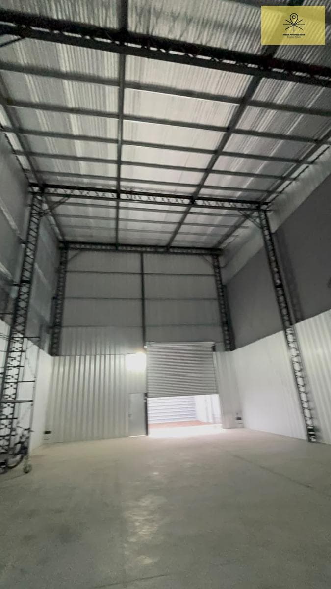 Warehouse for Rent: 350 meters, 200 m² lot, 11 meters high, San Fernando