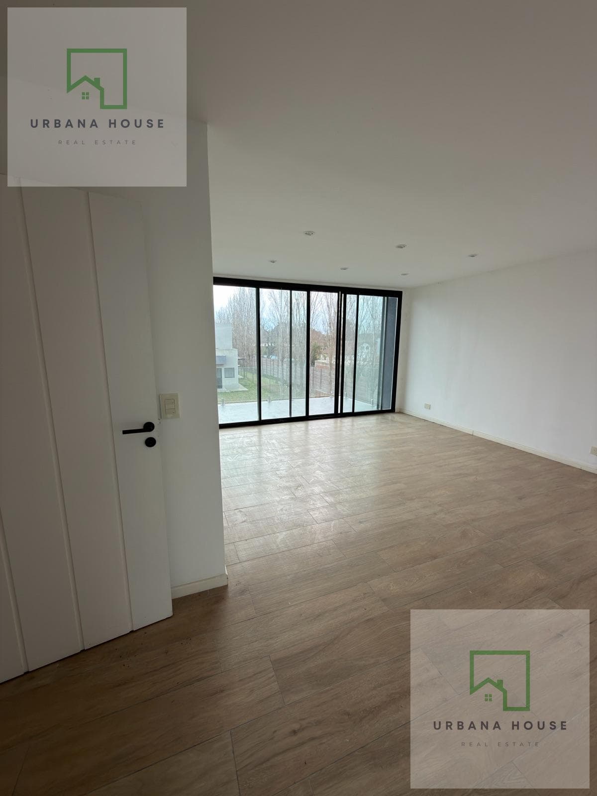 Home - Lagoon Pilar