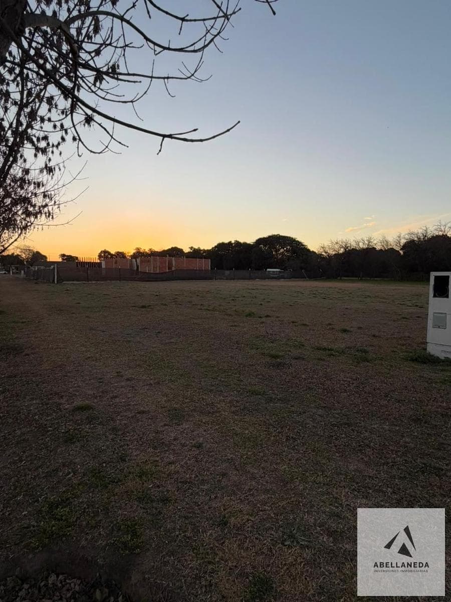 2,500-meter Lot for Sale - Los Mimbres