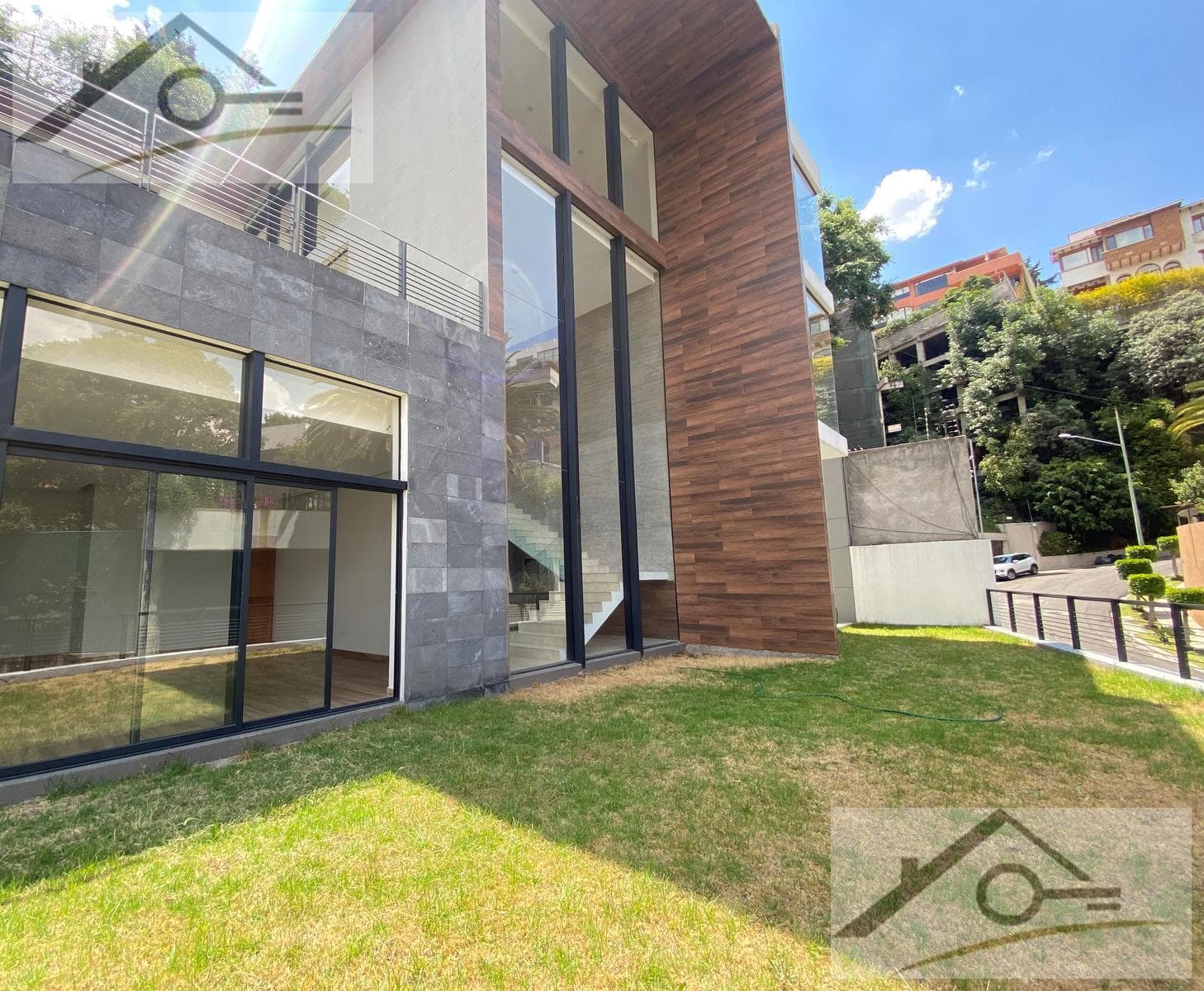 Exclusive Residence for Sale in Bosques de las Lomas, Mexico City