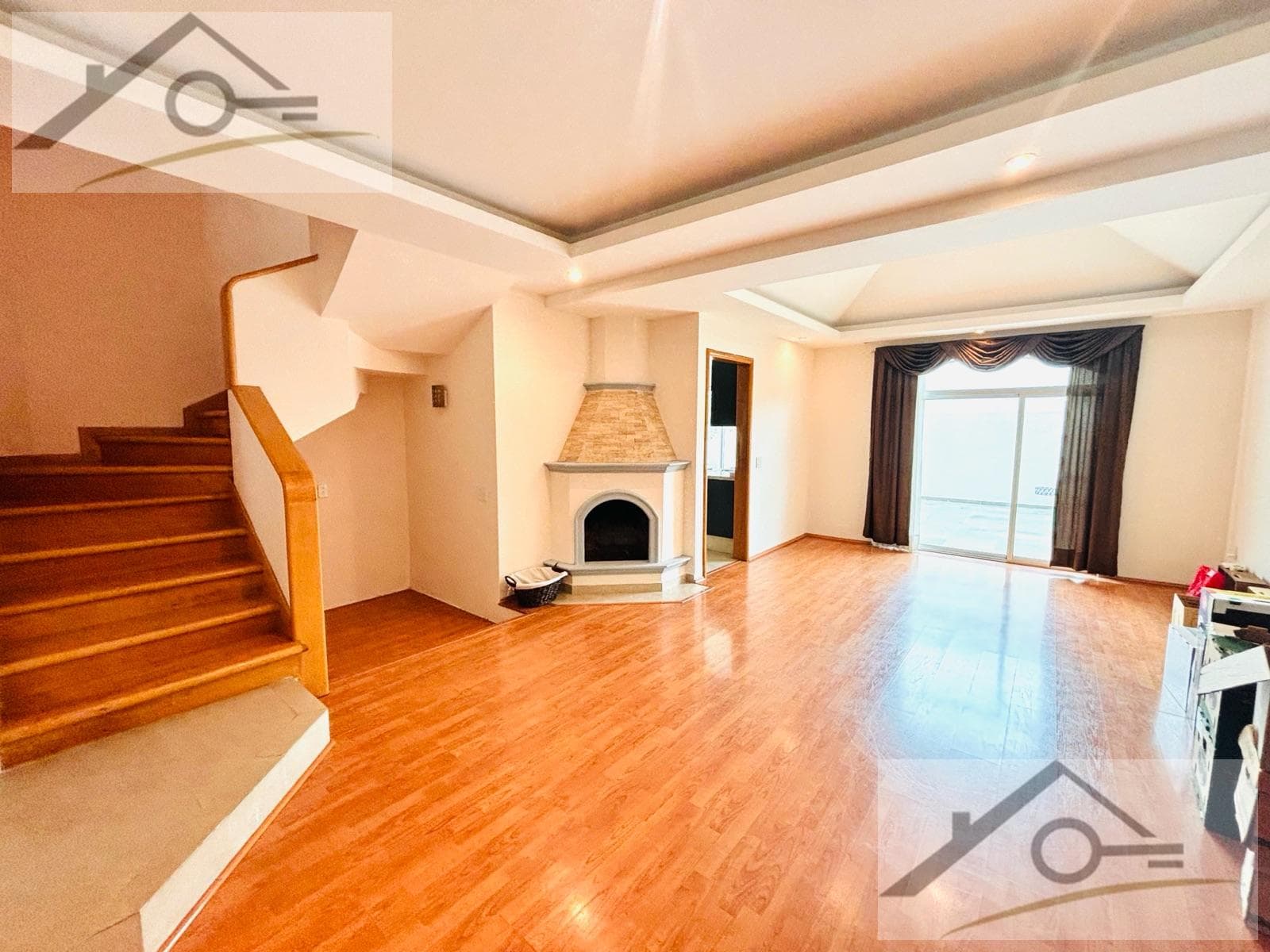 House in a Condominium Complex - Bosques de Metepec
