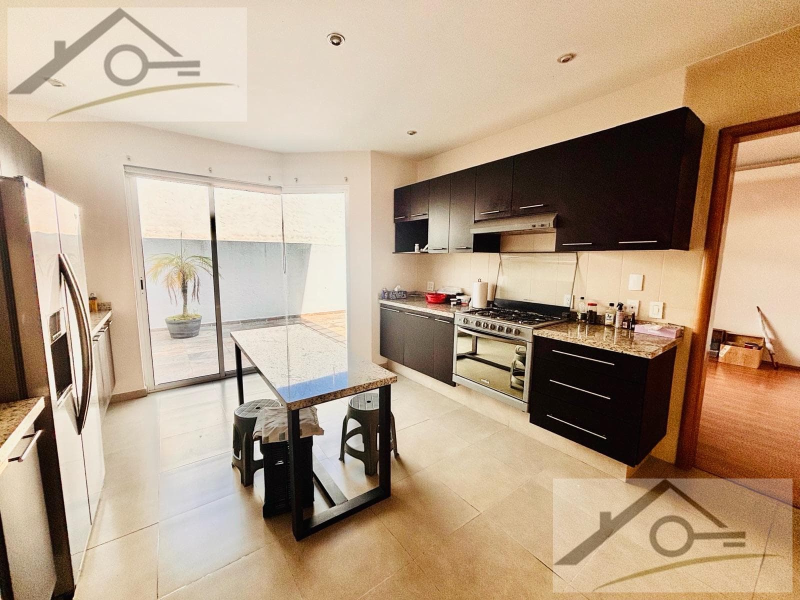 House in a Condominium Complex - Bosques de Metepec
