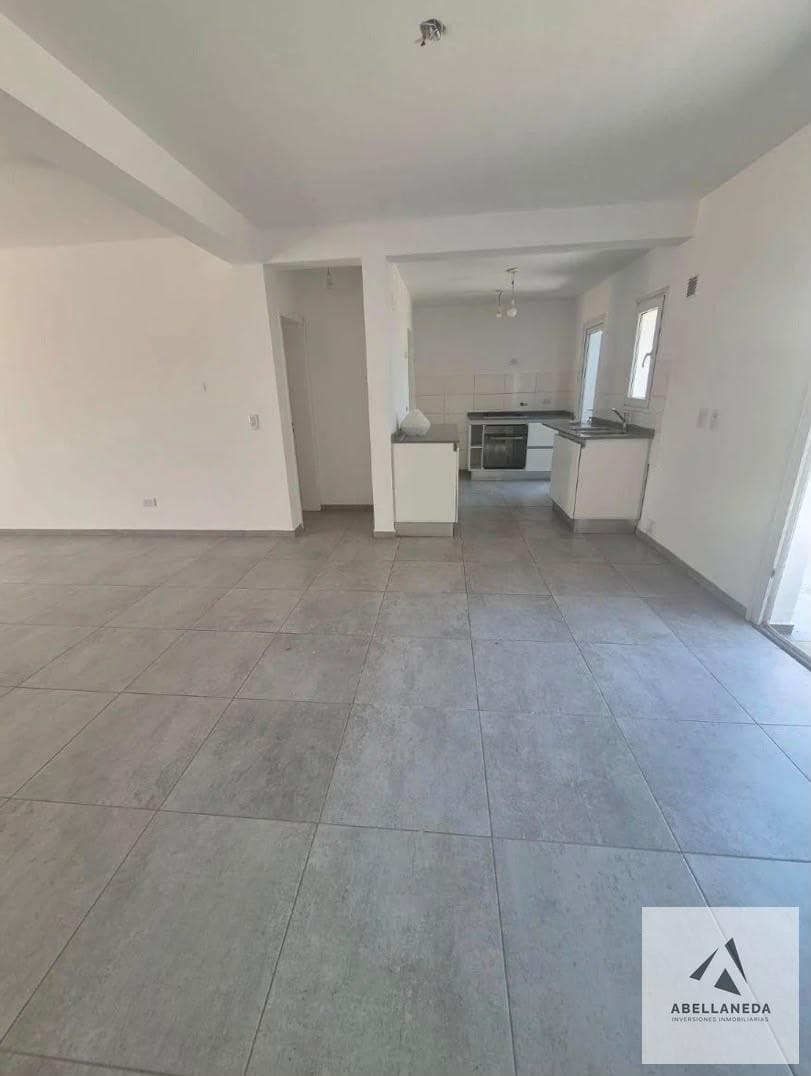 3-Bedroom Duplex for Rent in La Calandria.