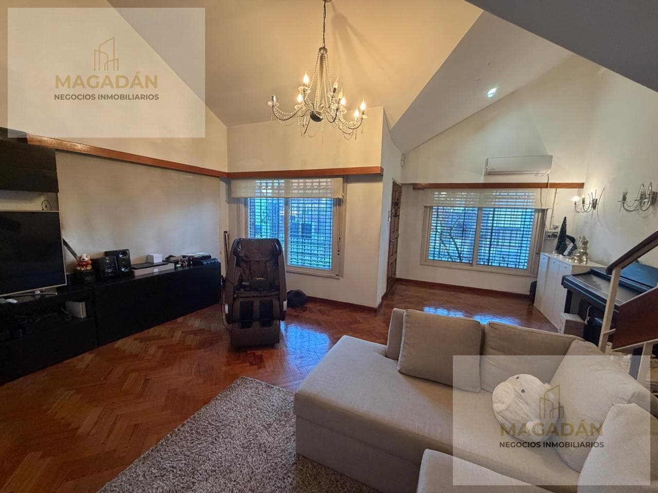 5-Bedroom House for Sale in Villa Sarmiento
