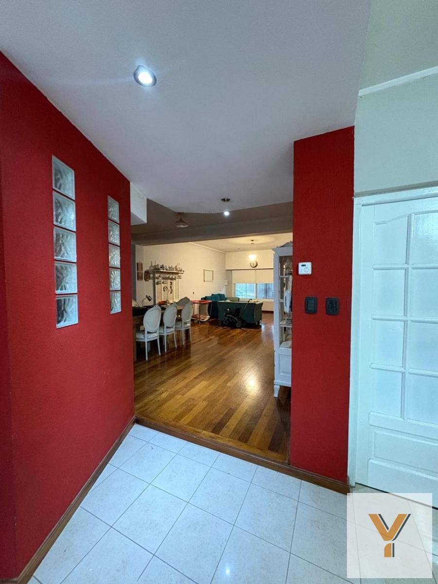 House for Sale - 3 Bedrooms, 2 Bathrooms - 269.8 m - La Plata