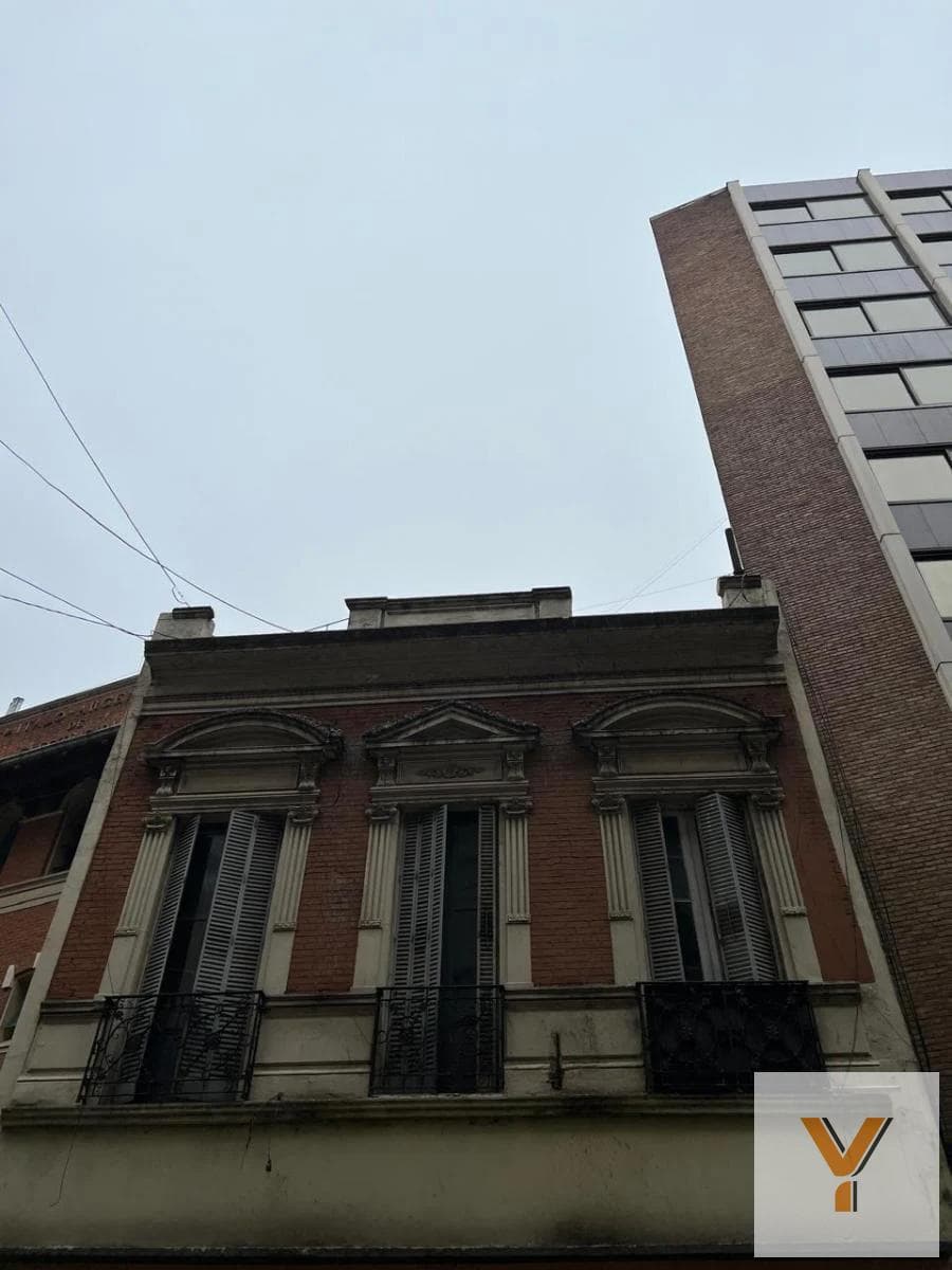 Land for Sale - - 220 meters - Retiro